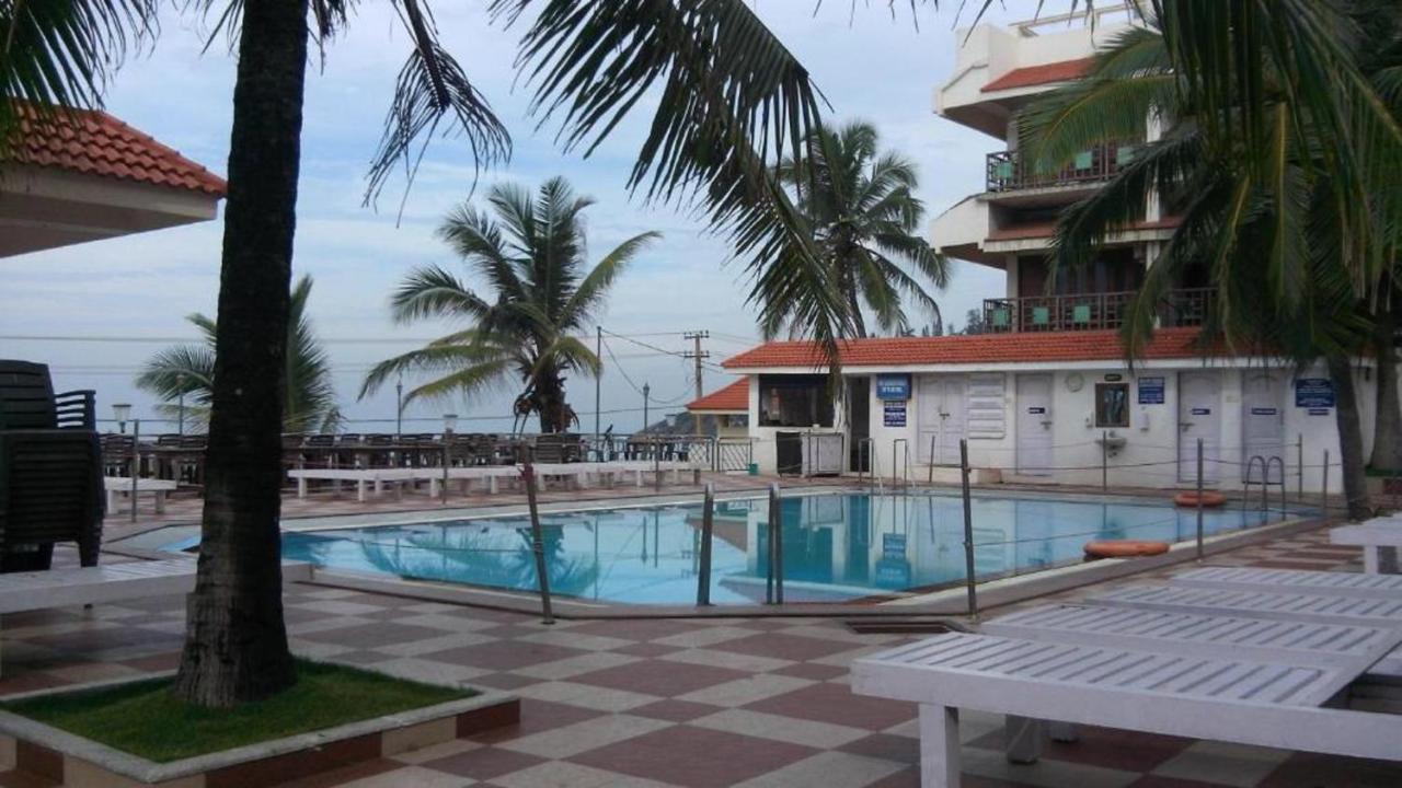 Seaface Beach Resort Kovalam Exteriör bild