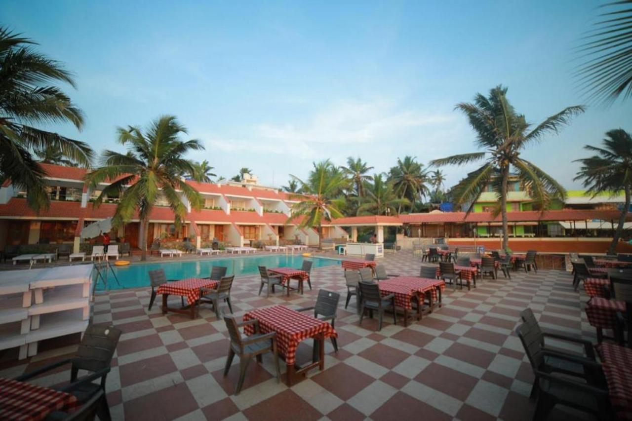 Seaface Beach Resort Kovalam Exteriör bild