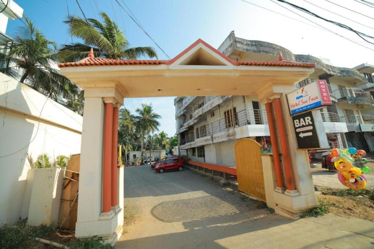 Seaface Beach Resort Kovalam Exteriör bild