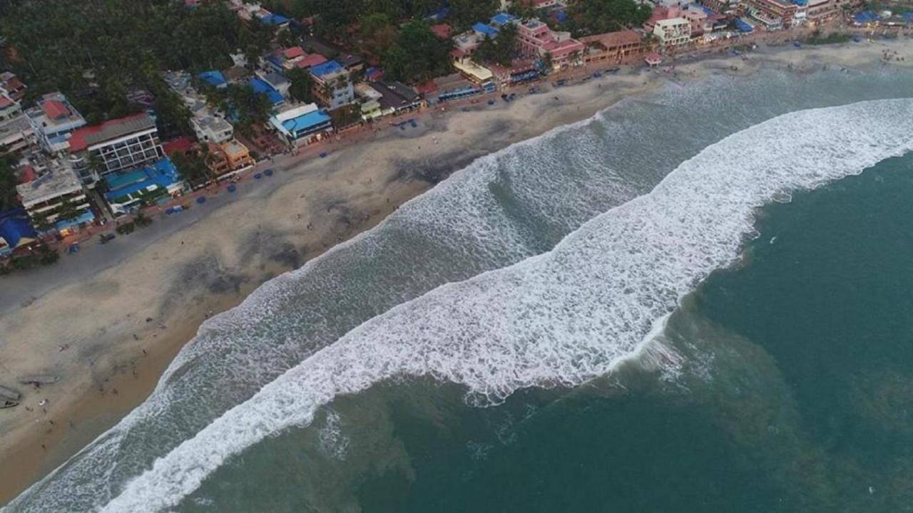 Seaface Beach Resort Kovalam Exteriör bild